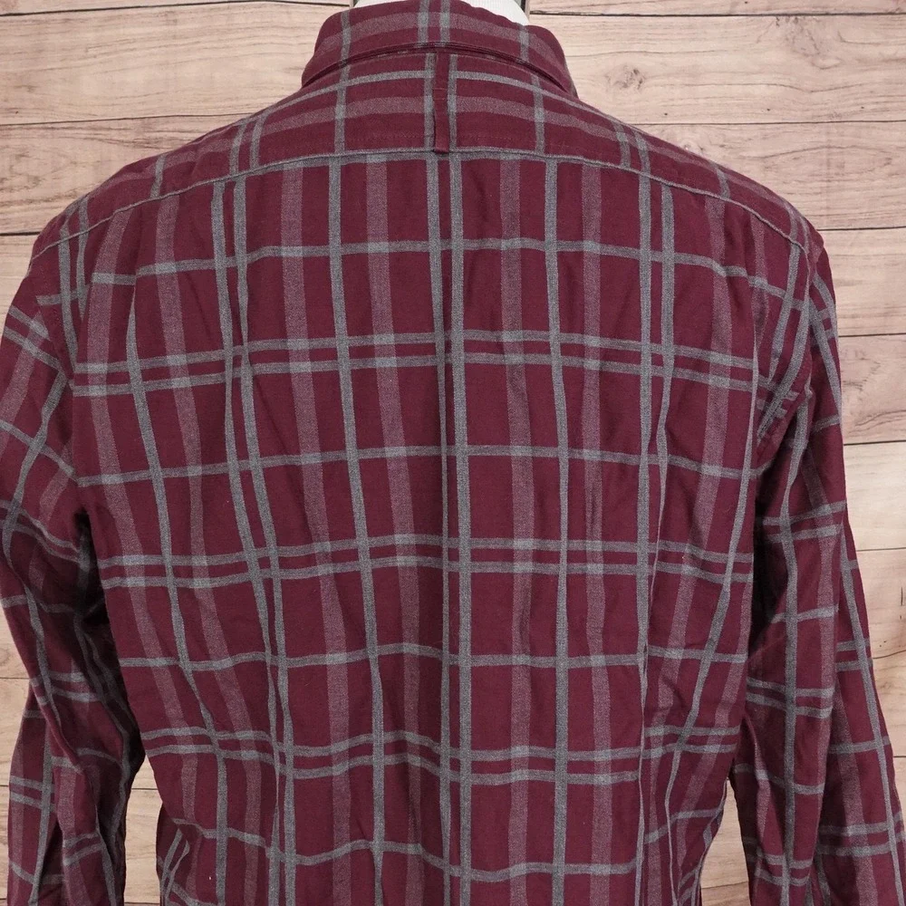 Banana Republic Shirt M Red Plaid Long Sleeve‎ Button-Up Luxe Flannel Camden Fit